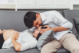 بایدها و نبایدهای رابطه جنسی در بارداری